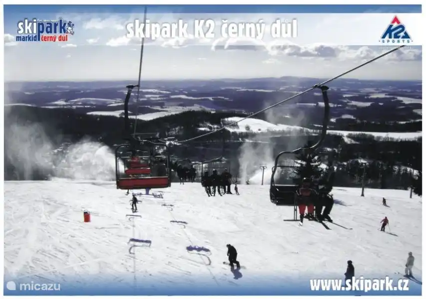 de mooie pistes hebben  verschillende liften o.a. drie 3-persoonsliften, 3 goede skischolen en skiverhuurbedrijven, goede restaurants, waar goed en goedkoop kunt eten