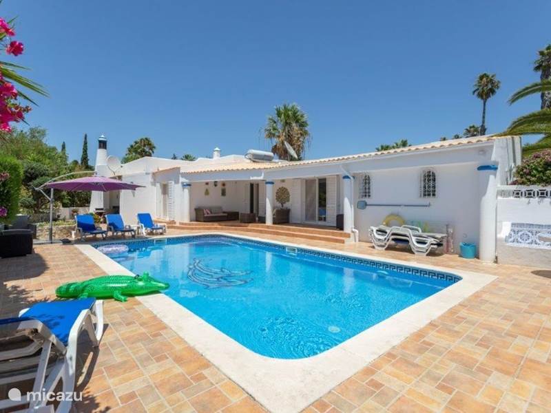 Maison de Vacances Portugal, Algarve, Carvoeiro Villa Casa Videira 🙂 calme et centrale