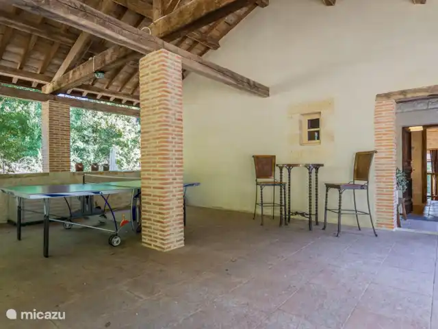 Saint-Cirque | France, Lot, Saint-Cirq-Lapopie - villa Ping-pong
