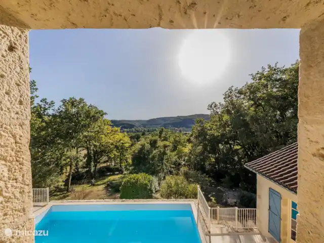 Saint-Cirque | France, Lot, Saint-Cirq-Lapopie - villa Piscine et vue