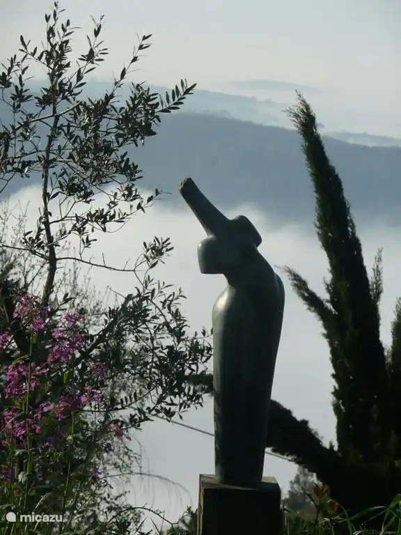 Afrikanischer Nebel der Schönheit morgens