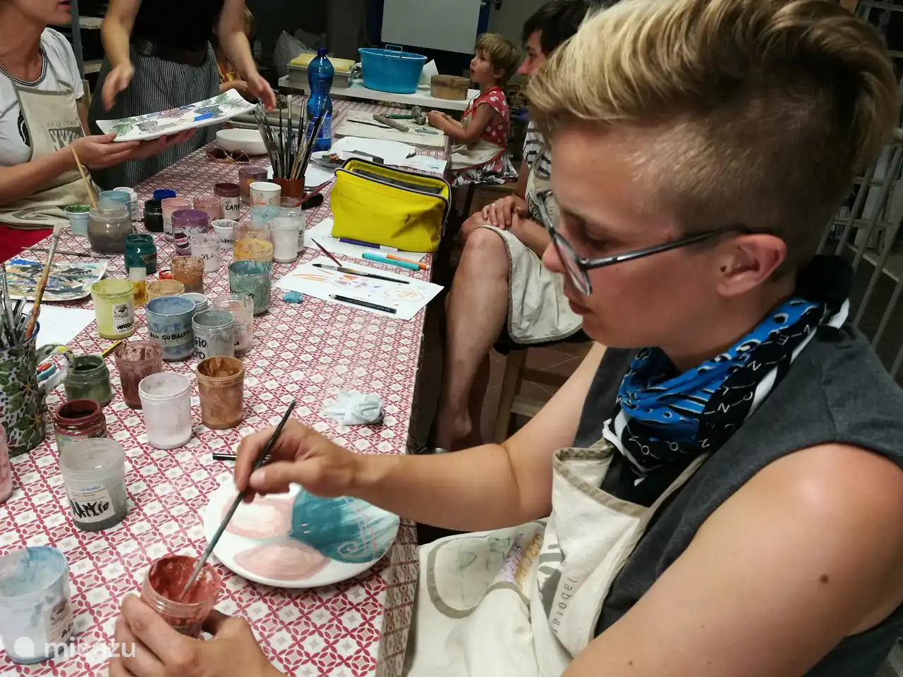 Workshop Geschirr dekorieren