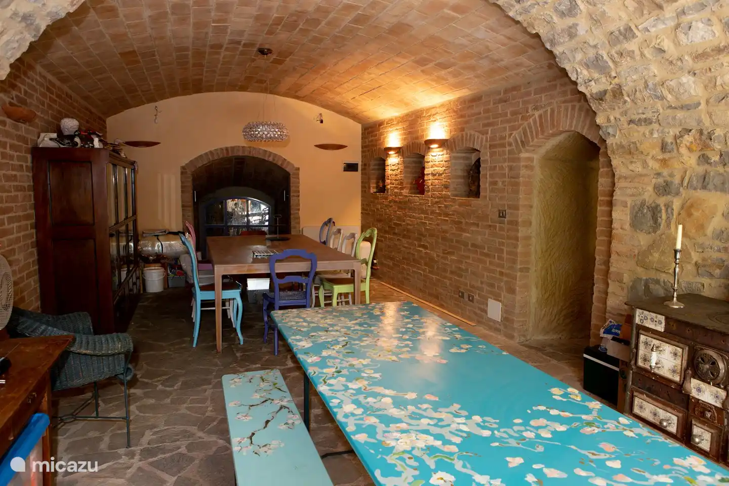 Eine Grotte, von den Etrusken ausgegraben