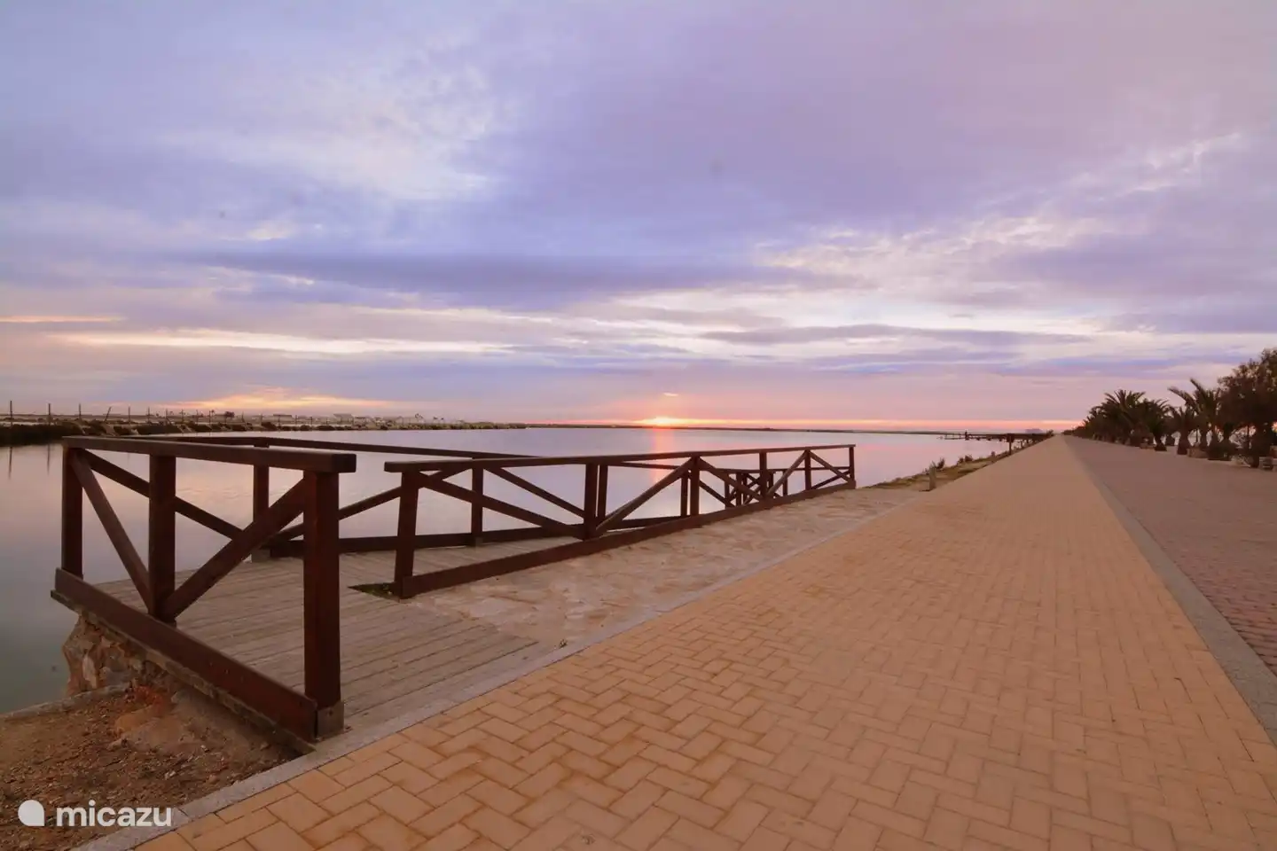 Paseo et San Pedro del Pinatar