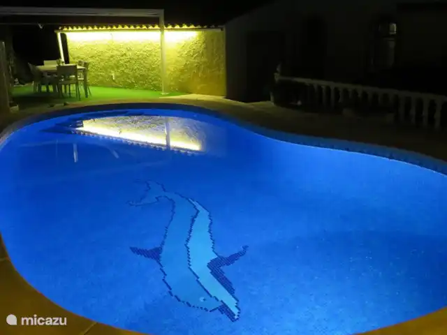 Villa Lauwers en España, Costa Blanca, La Nucía - villa iluminación de piscinas y jardines