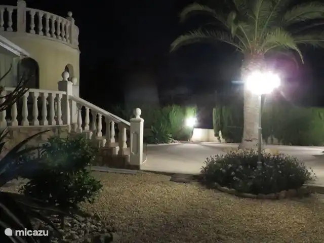 Villa Lauwers en España, Costa Blanca, La Nucía - villa iluminación del jardín