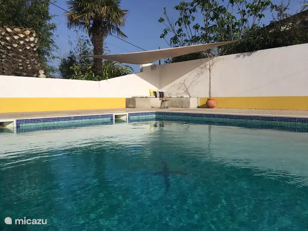 Schwimmbad / gemütliche Ecke