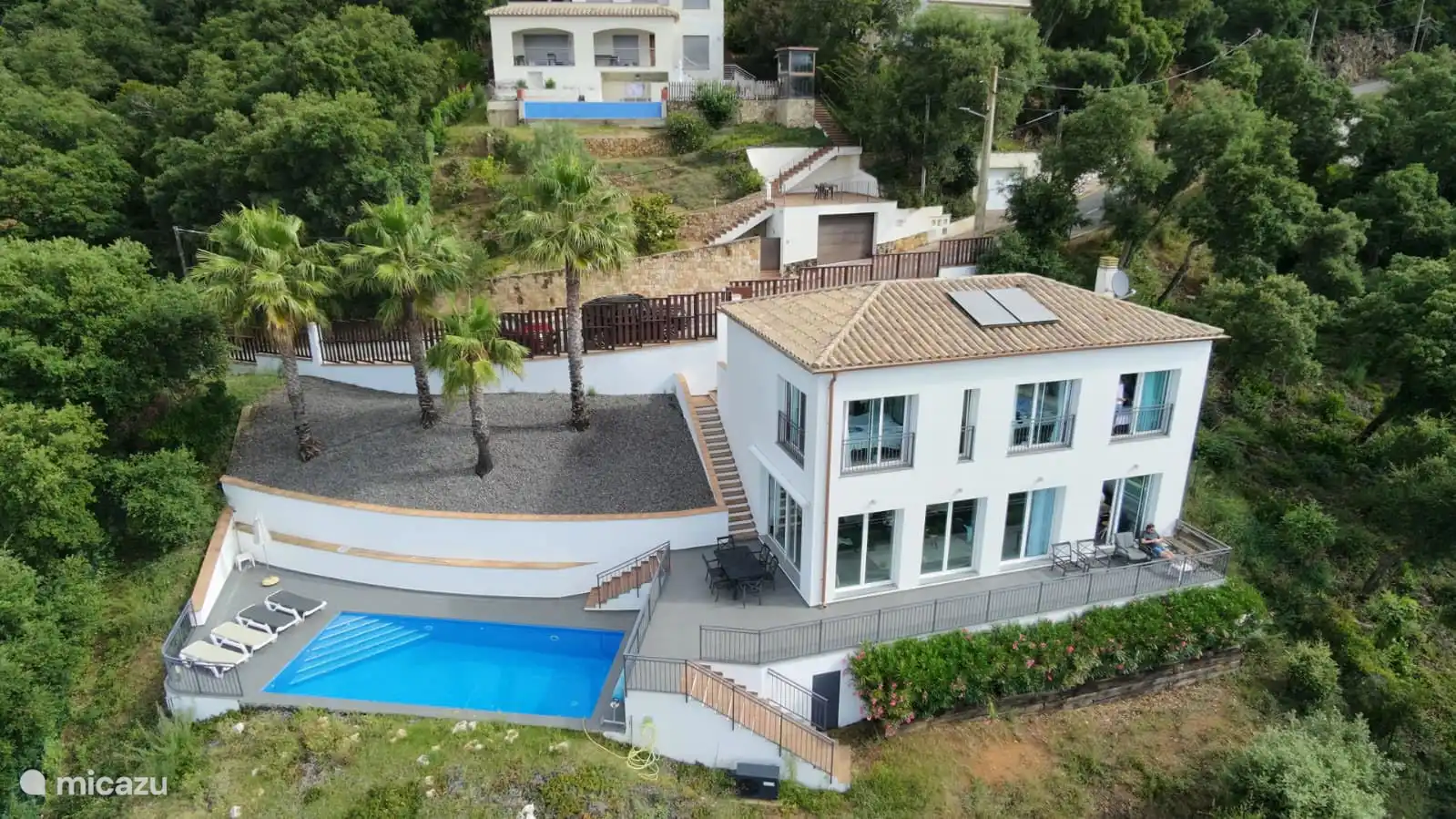 Villa Alegria vanuit de lucht