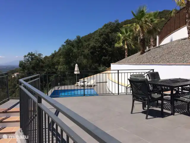 Villa Alegria huren in Spanje, Costa Brava, Santa Cristina d'Aro - villa Zicht vanaf het terras