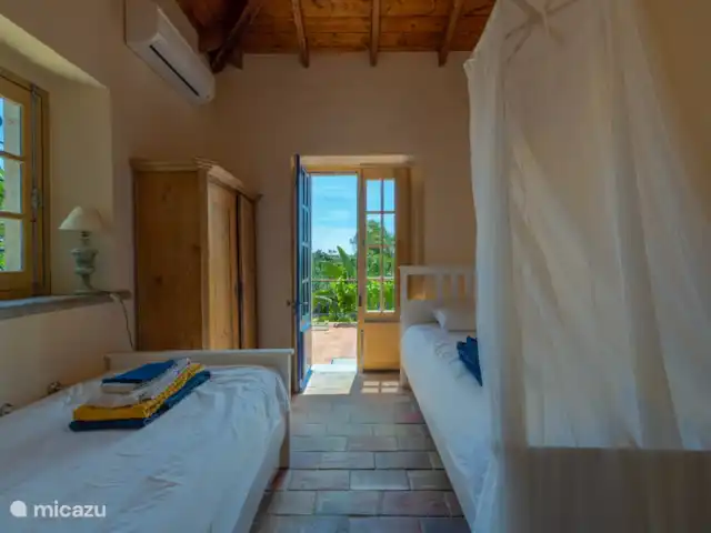 quinta amarela en Portugal, Algarve, Moncarapacho - villa dormitorio