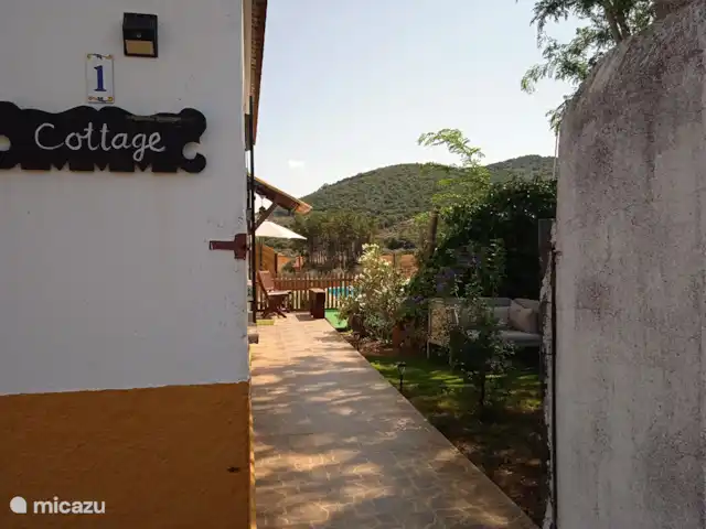 Location de Vacances Espagne, Estrémadure, Alcuéscar, ferme - Finca El Chorrillo Cottage entrée