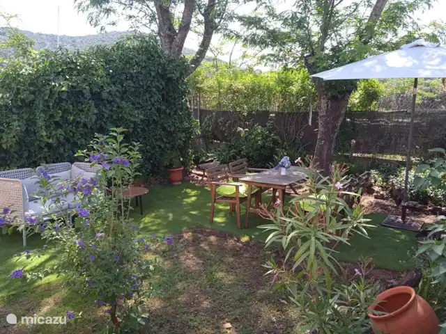 Location de Vacances Espagne, Estrémadure, Alcuéscar, ferme - Finca El Chorrillo Cottage jardin privé