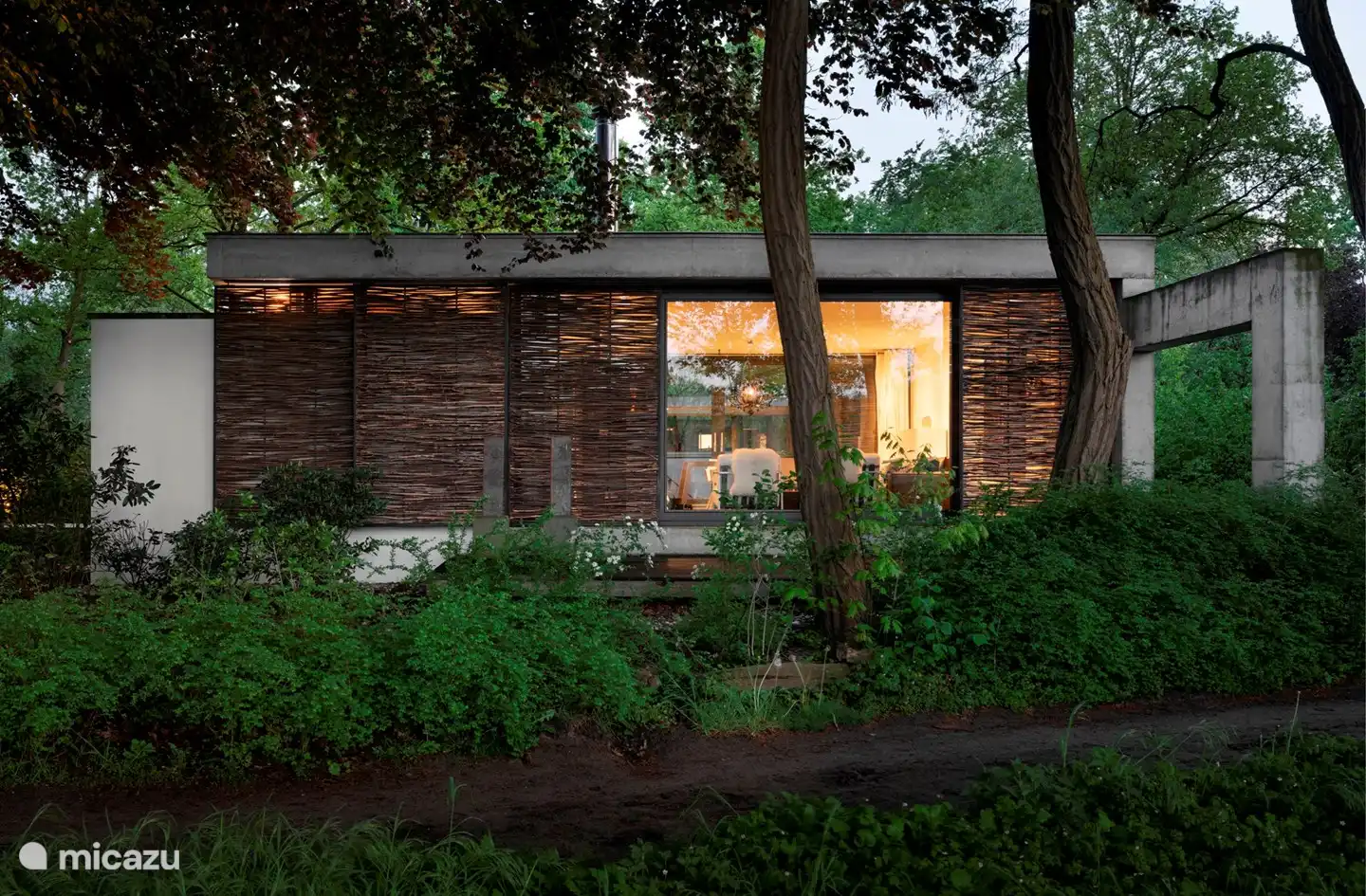 Freier Blick auf den Golfplatz vom Wohnzimmer aus