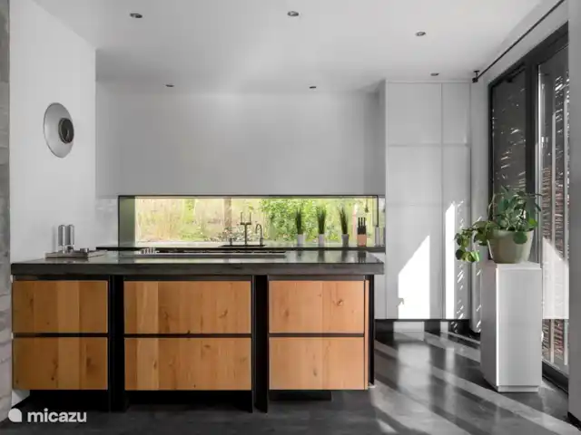 Maison forestière en béton | Pays-Bas, Brabant-Septentrional, Oosterhout - maison de vacances Cuisine avec beaucoup d'espace de rangement