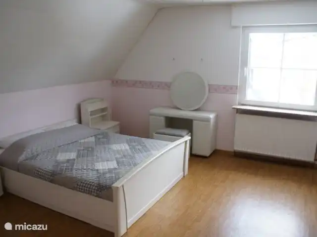 sémola de la casa en Alemania, Sauerland, Winterberg - casa vacacional dormitorio 2