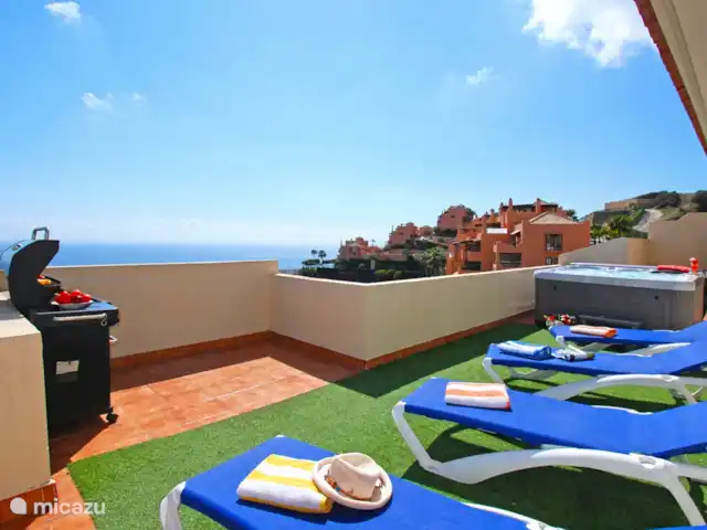 Nueva Calahonda 4 en España, Costa del Sol, Mijas Costa - penthouse ¡Tiempo para relajarse!