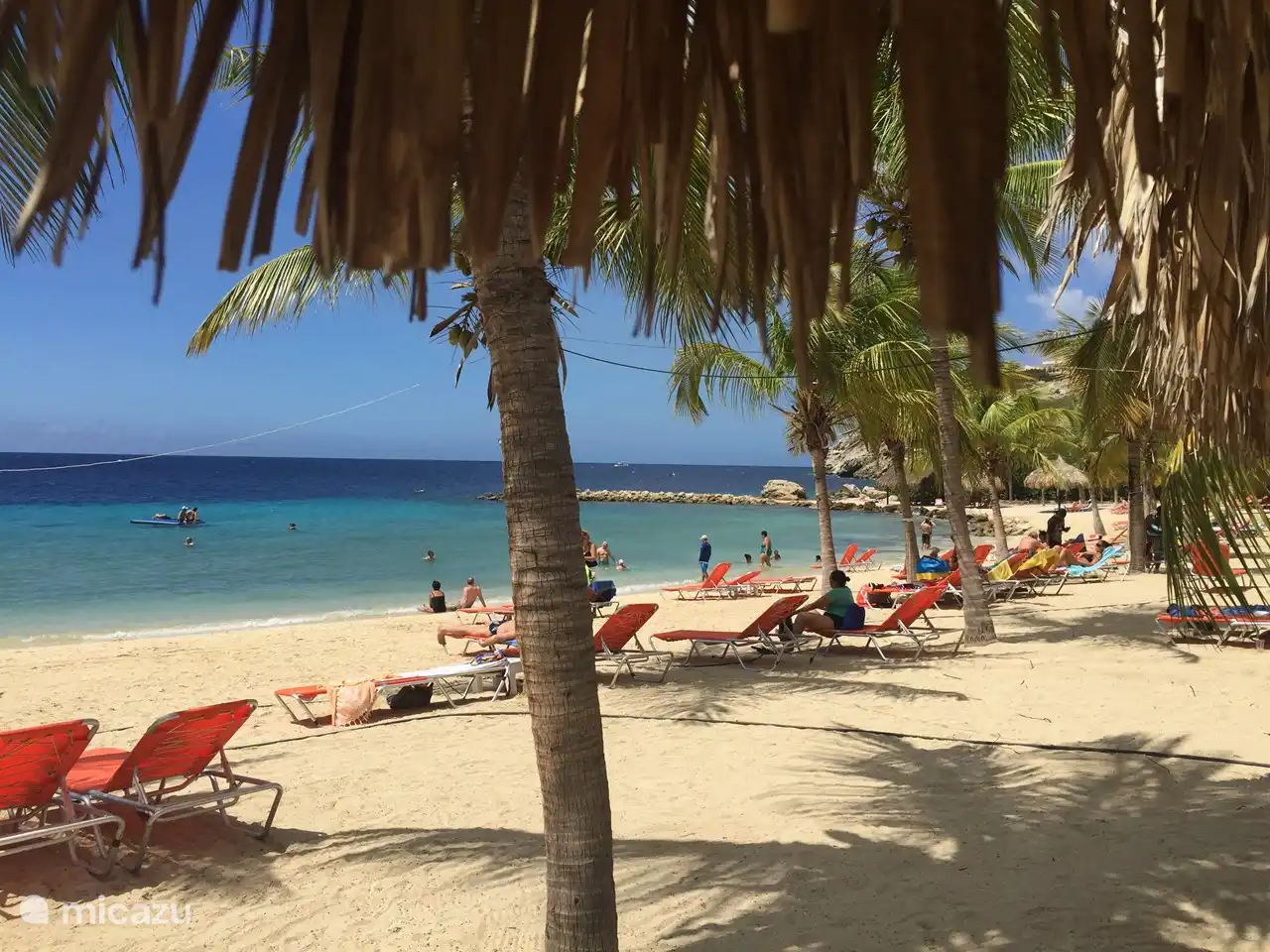 Plage de Blue Bay, à proximité