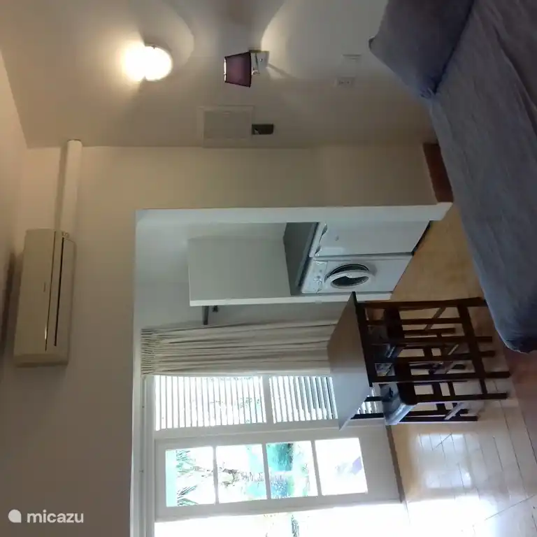 Eine Klimaanlage ist kein Luxus in den Tropen schlafen