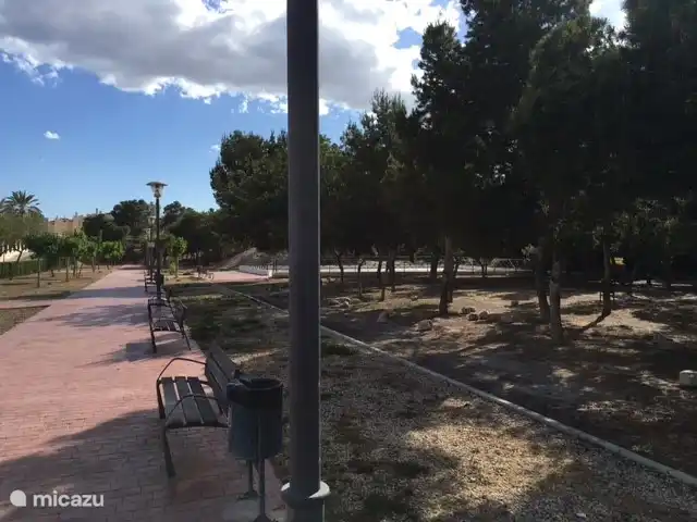 Les parcs, les rues et les aires communes sont magnifiquement entretenus!