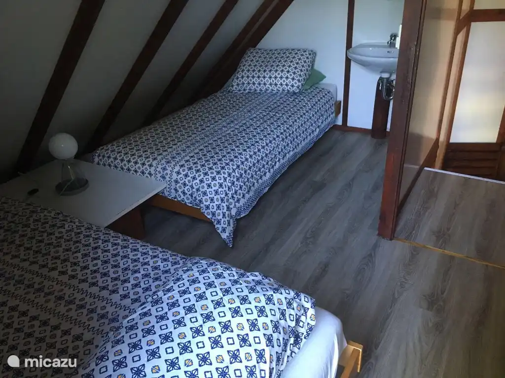 3. Schlafzimmer 2 x Einzelbetten