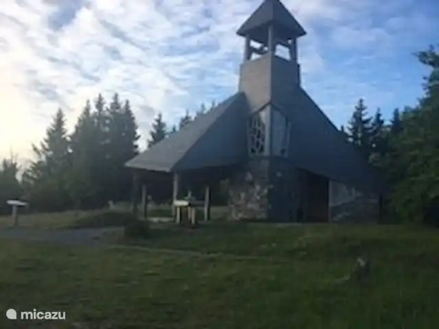 Location de Vacances Allemagne, Sauerland, Frankenau, maison de vacances - Hexenhuisje Sauerland Parc national de Kellerwald, derrière la chapelle du parc