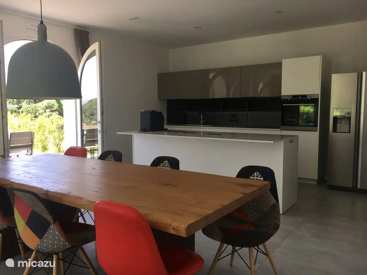 Keuken met toegang tot prive tuin