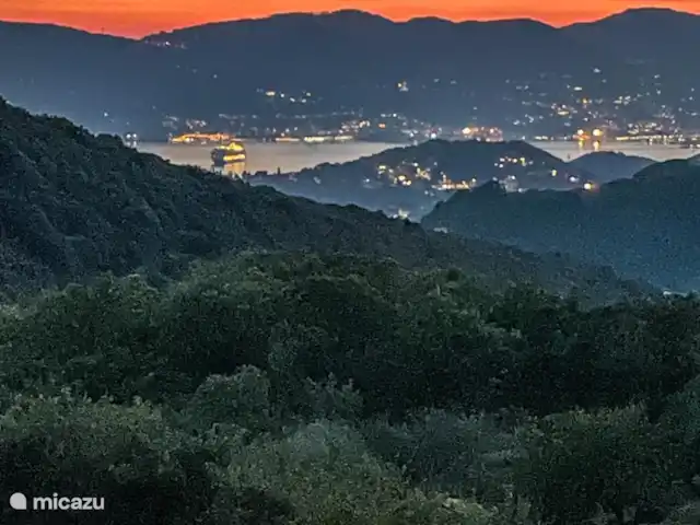 Lerici - Cinque Terre - Toscane Nr.1 | Italie, Ligurie, Lerici - appartement Vue de l'appartement le soir