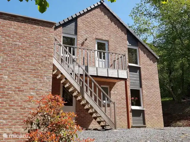 Perfect Getaway huren in België, Ardennen, Durbuy - villa Trap naar het dakterras.