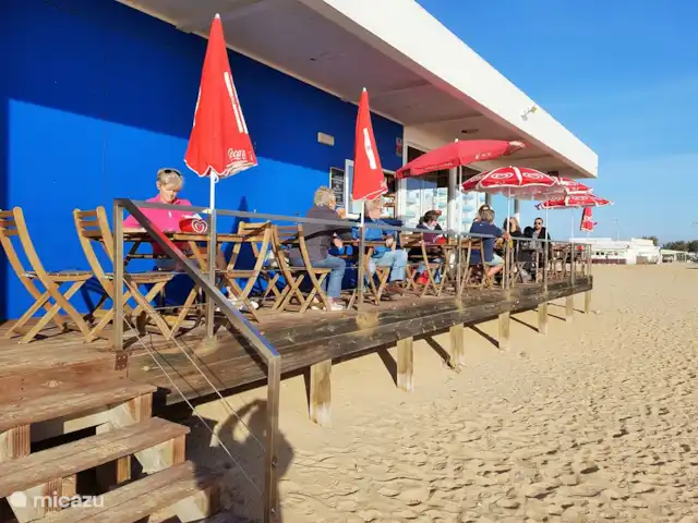 Nossa casa | Portugal, Algarve, Armação de Pêra - appartement L'un des nombreux (et équitables) bars de plage