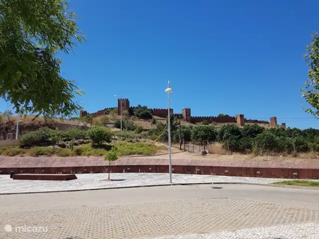 Nossa casa | Portugal, Algarve, Armação de Pêra - appartement Le château de Silves à une dizaine de km.