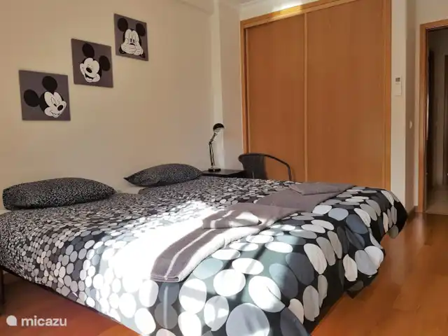 Nossa casa | Portugal, Algarve, Armação de Pêra - appartement Deuxième chambre avec climatisation froid/chaud et deux lits séparés de 2,1 m de long (15 m2).