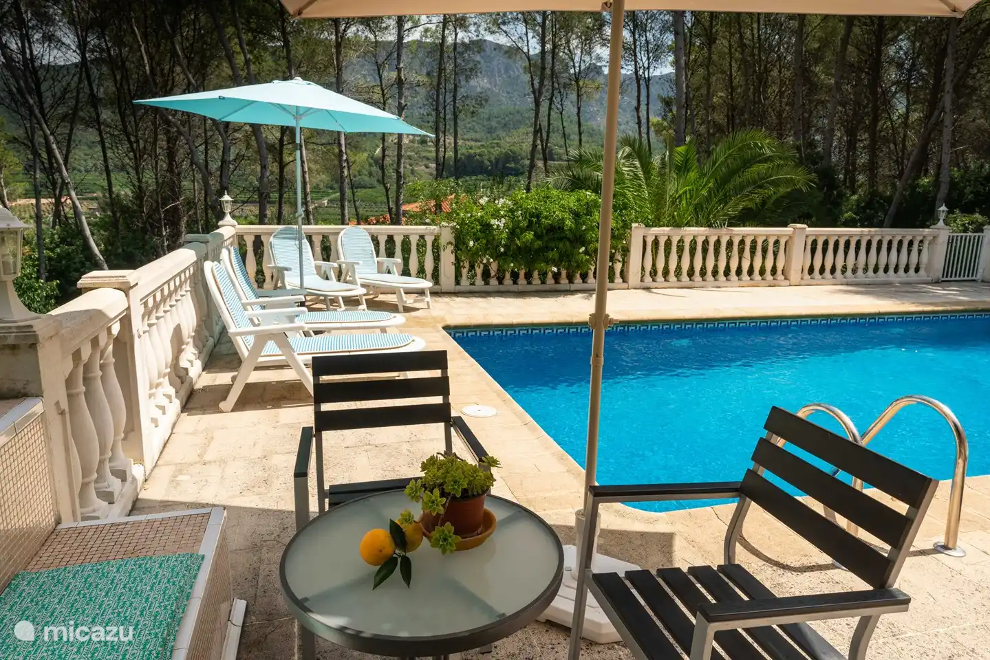 Von der Terrasse der Casita.