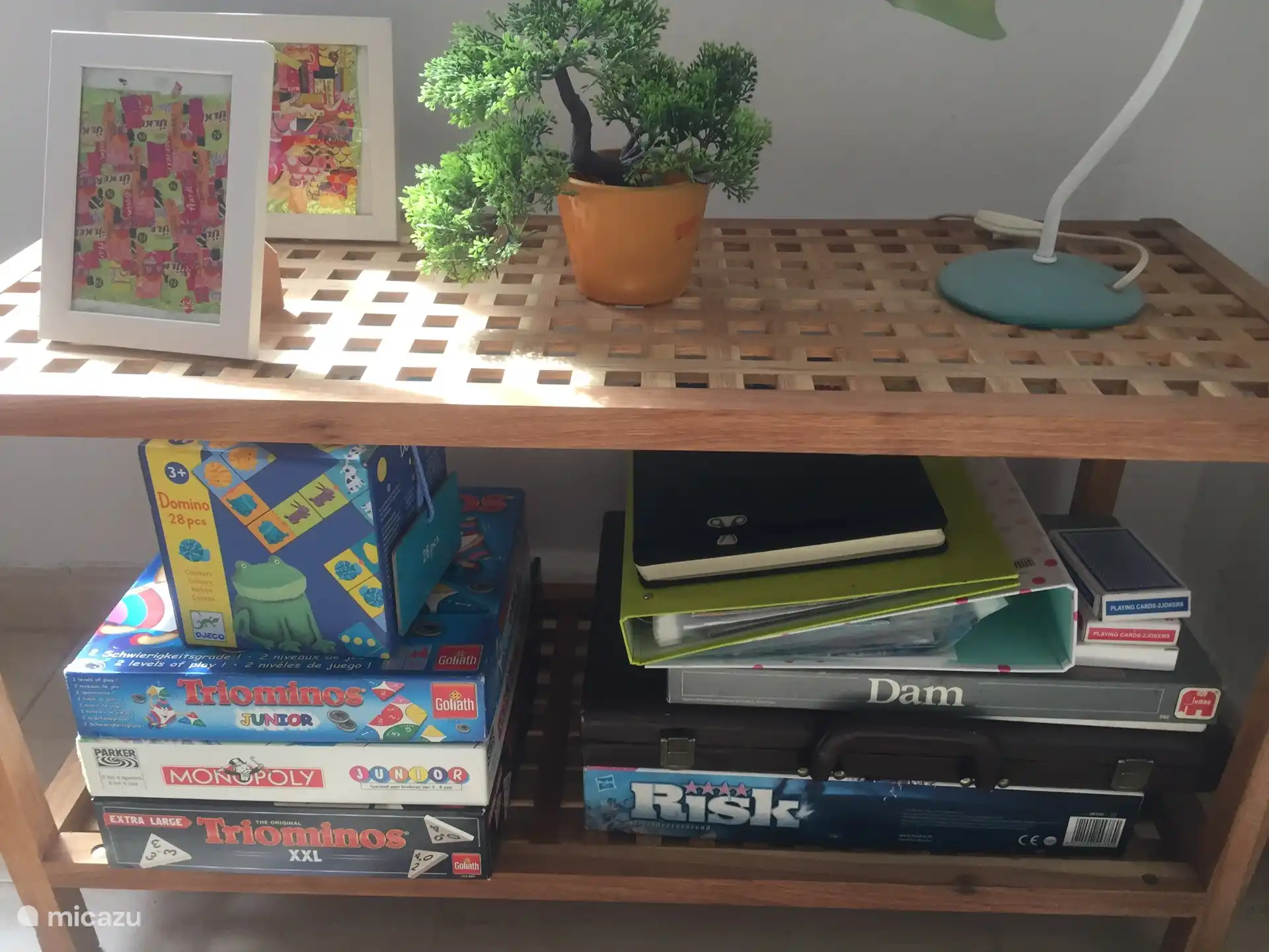 Für Liebhaber von Spielen... Es gibt auch verschiedene Spiele/Bälle/Eimer etc.  für im Wasser/an den Strand.