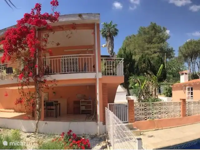 Villa Canta Corazón | Espagne, Valence, La Barraca d'Aigues Vives-Alzira - villa Photo panoramique de la Villa Canta Corazon et à droite la Casita (avec chambre, salle de bain et terrasse sur le verger).