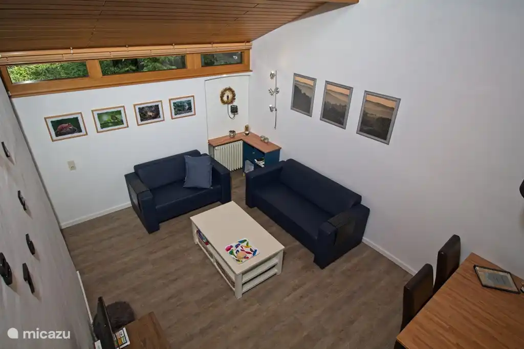 Übersicht Wohnzimmer vom oben.