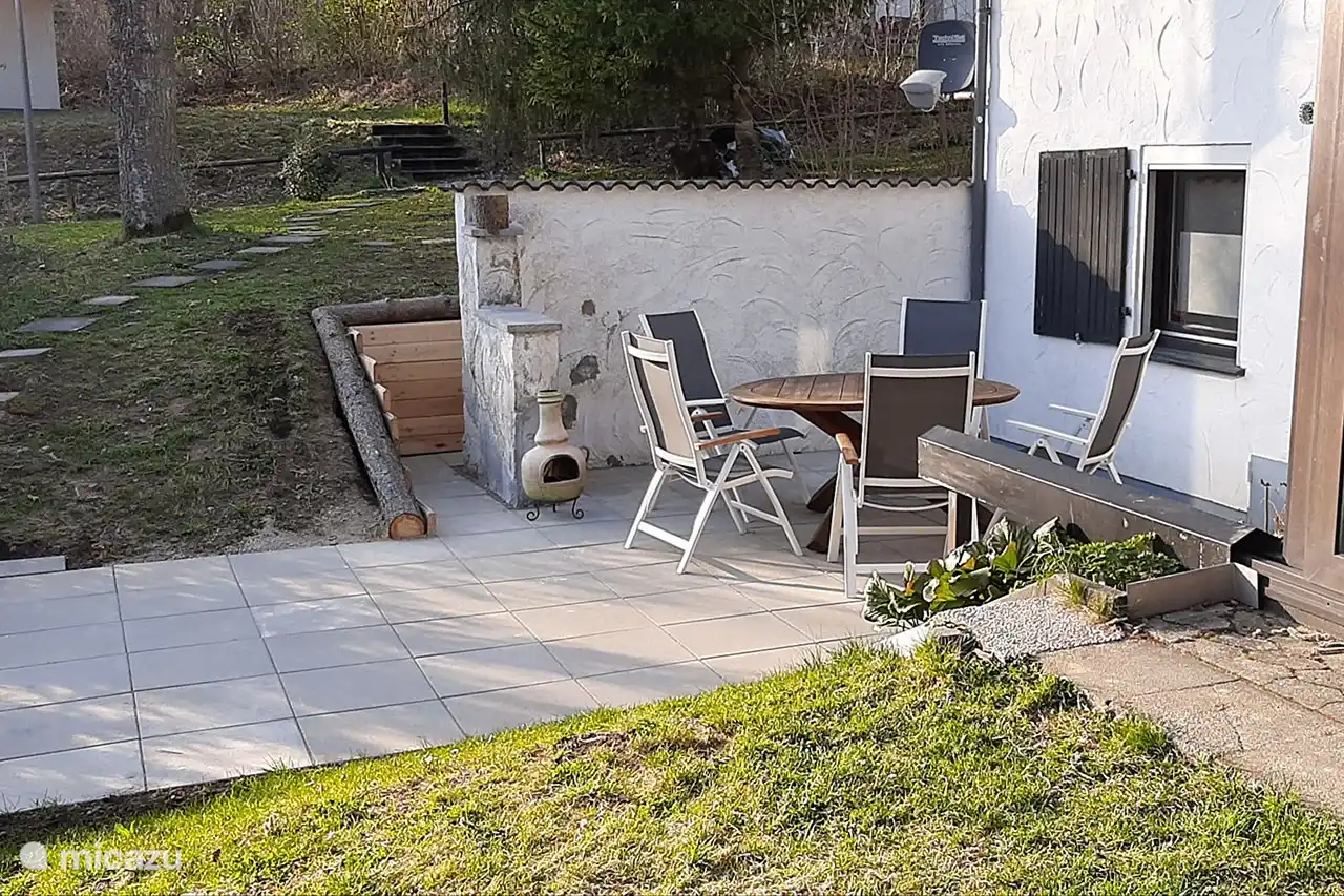 Die neue Terrasse (2020)