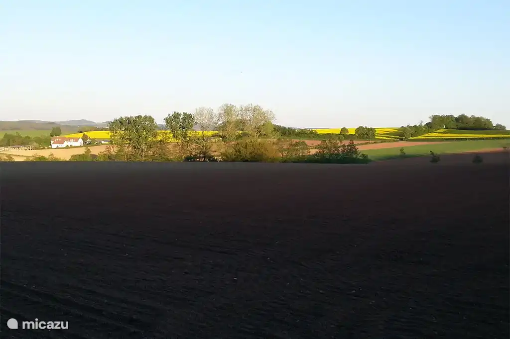 Am Rande des Feriendorf bei Sonnenuntergang.