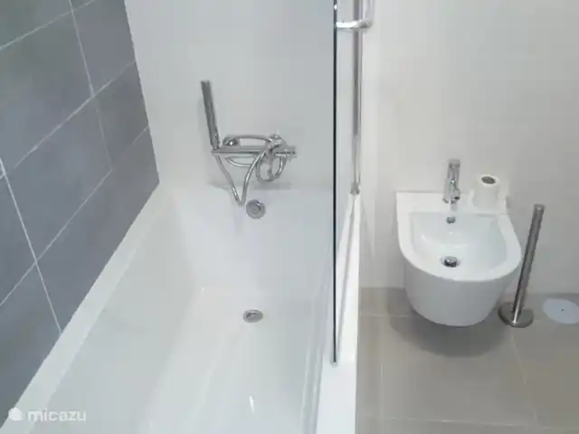 Bela Baia II | Portugal, Costa de Prata, São Martinho do Porto - appartement Salle de bain avec baignoire, WC, douche