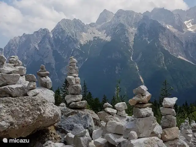 Casa Kumpel | Autriche, Carinthie, Arnoldstein - maison de vacances La Slovénie, incroyablement belle.
C'est dans la réserve naturelle adjacente Triglav
En été, portez un maillot de bain ou un bikini.