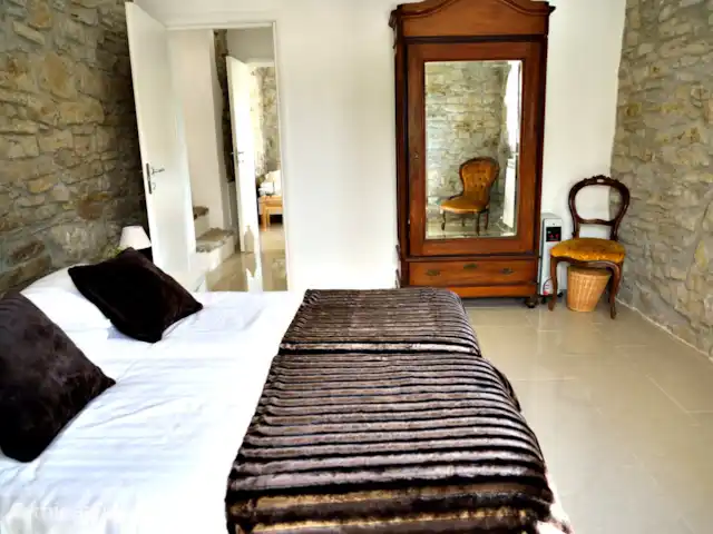 Villa Lucciola huren in Italië, Piëmont, Saliceto - villa Nogmaals slaap kamer 1 beneden. Deze kamer is heerlijk koel in de zomer maanden.