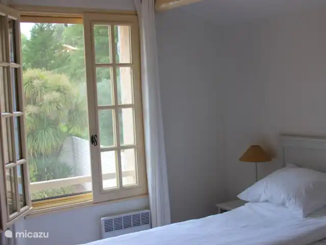 Le Petit Paradis huren in Frankrijk, Var, Salernes - villa Slaapkamer Cotignac.