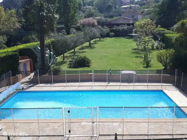 Le Petit Paradis huren in Frankrijk, Var, Salernes - villa Het zwembadhek kan neergezet worden naar behoefte.