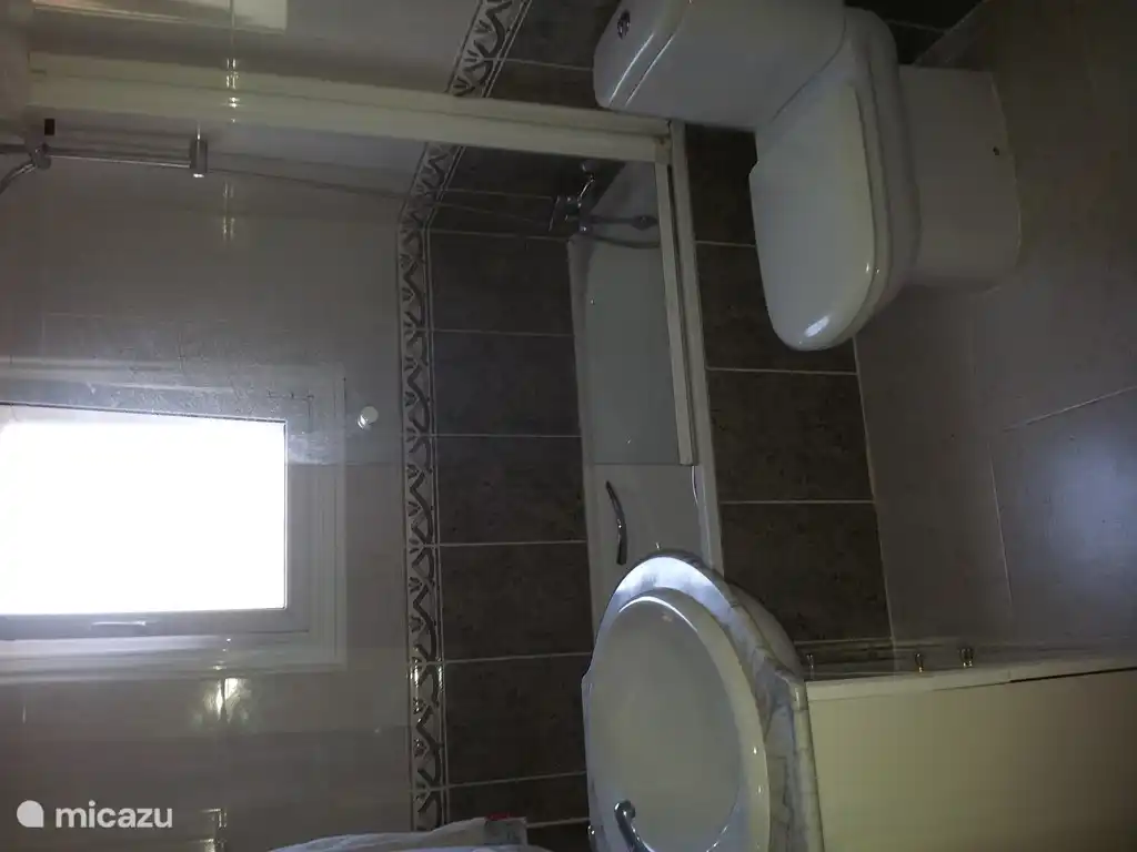 Zweites Badezimmer im Obergeschoss