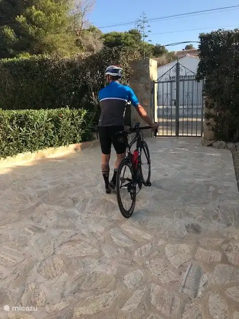 Bel environnement pour faire du vélo à, par exemple, Cumbre del Sol