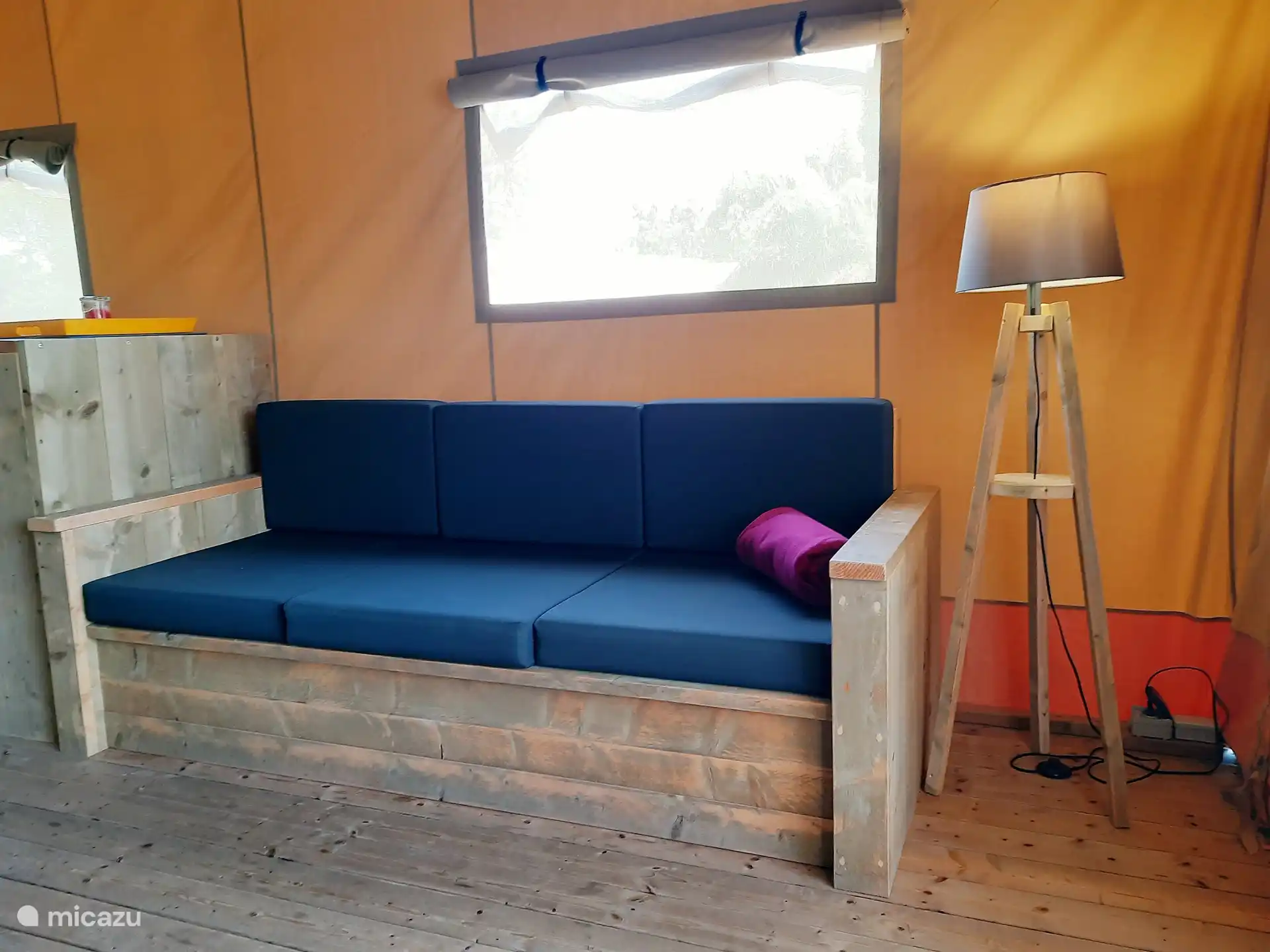 Das Sofa im Wohnzimmer