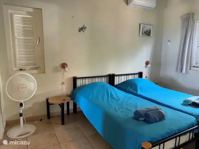 Casa Yuana en Curazao, Bandabou (oeste), Coral Estate, Rif St.Marie - casa vacacional Dormitorio 2 en la parte delantera