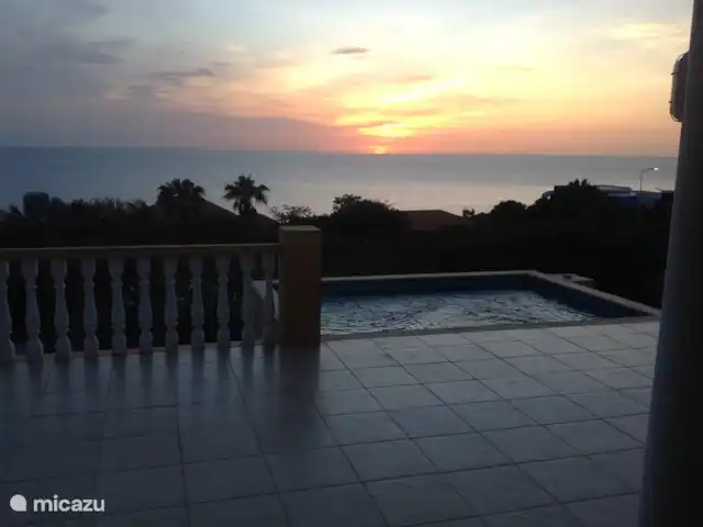 Casa Yuana en Curazao, Bandabou (oeste), Coral Estate, Rif St.Marie - casa vacacional Atardecer caribeño, cada día, cada día diferente