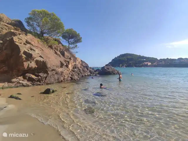Villa Elena en España, Costa Brava, Calonge - villa Playa a tan solo 4/ 5 km de la villa. Muchas playas en el área y muchas playas con aguas poco profundas para que jueguen los niños.
