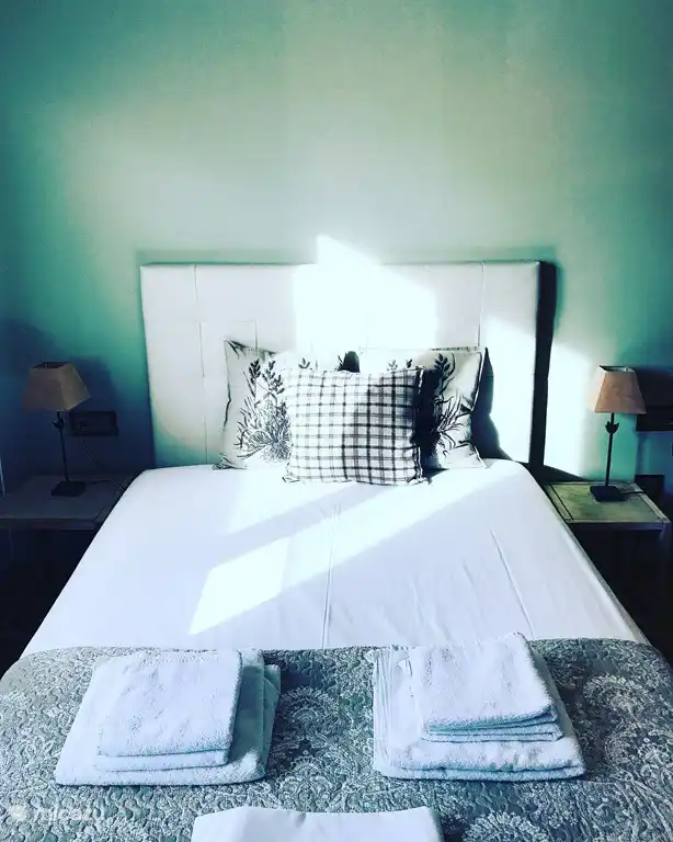 Bedroom 140-200 upstairs