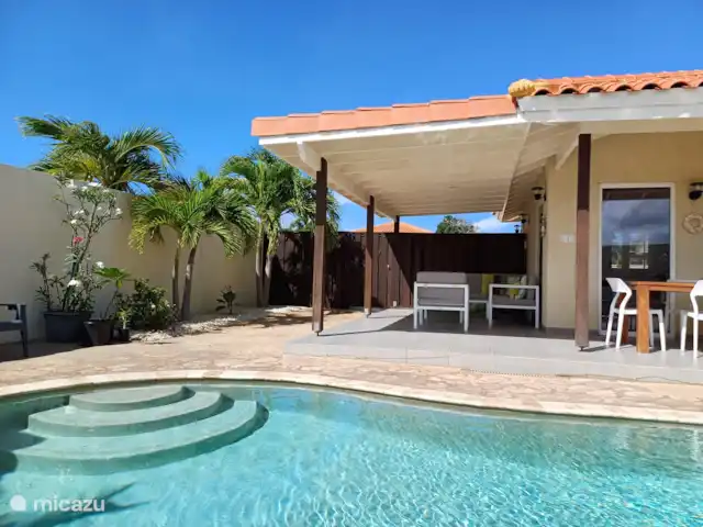 Location de Vacances Aruba, Paradera, Modanza, villa - Mi Gusto Villa Piscine avec porche